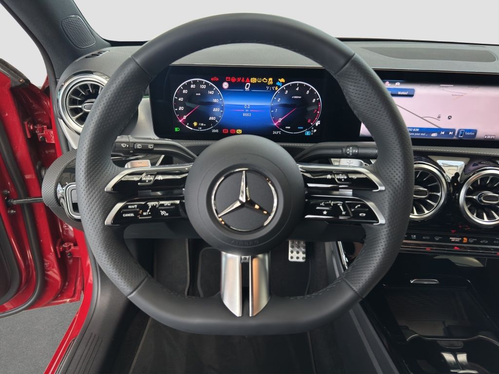 Fahrzeugabbildung Mercedes-Benz A 200 AMG Line*Night Paket*Kamera*KEYLESS-GO