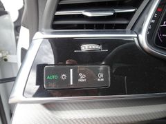 AUDI RSQ8 4.0 TFSI quattro Matrix Sportaga Sthzg Pano AUDI RSQ8 4.0 TFSI quattro Matrix Sportaga Sthzg Pano