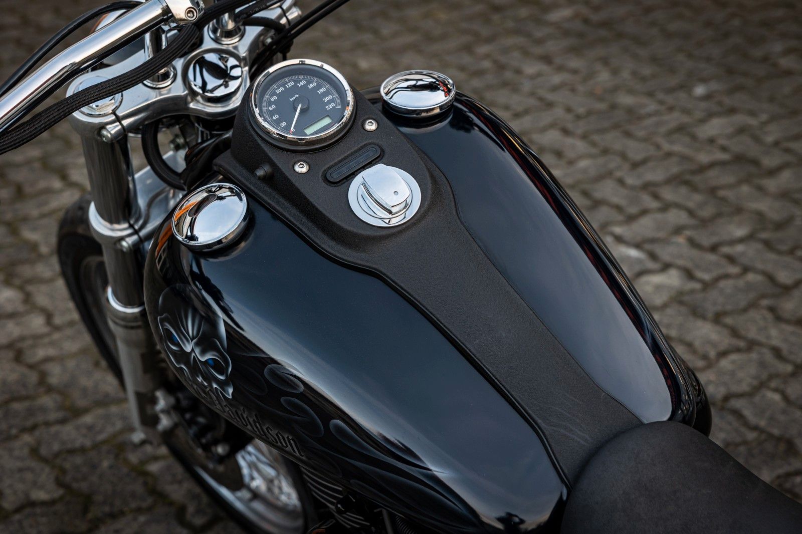 Fahrzeugabbildung Harley-Davidson DYNA STREET BOB FXDB 96 CUI - FALCON AUSPUFF -