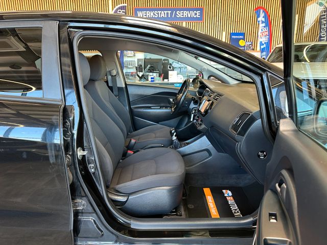 MYAUTOCENTER – Gebraucht- und Jahreswagen mit Werkstattservice in Pfaffenhofen Kia Rio Dream Team *Navi*Klima*Sitzh*Lenkradhz*