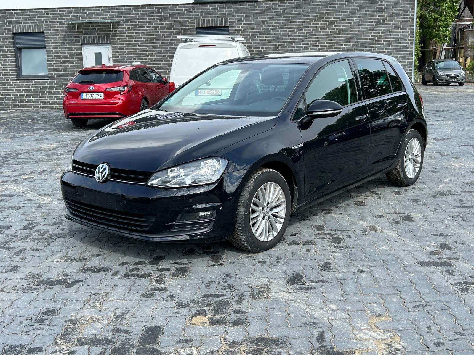 Volkswagen Golf VII 1.6 Lim. Cup BMT