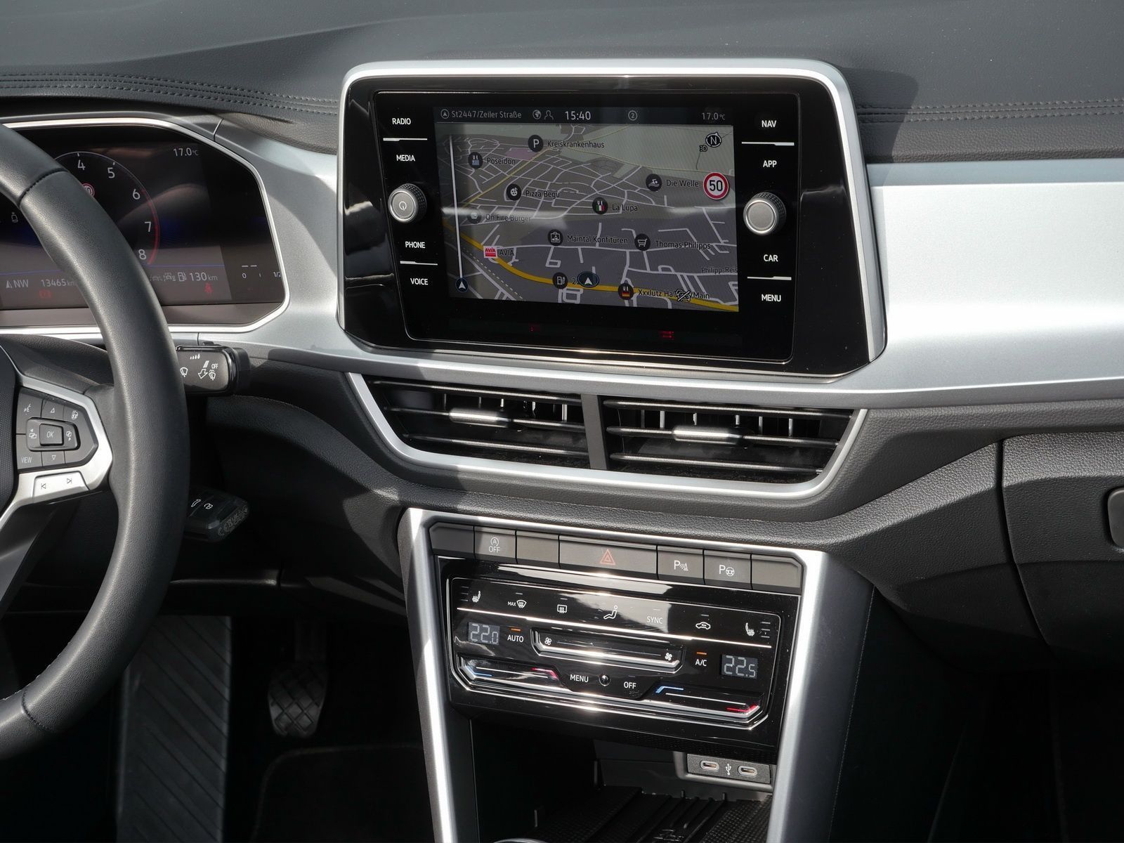 Volkswagen T-Roc - Bild 8
