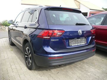 Volkswagen Tiguan - 4