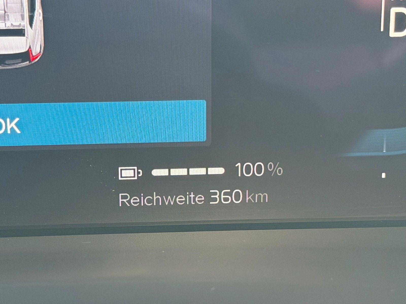 Fahrzeugabbildung Volvo XC40 Pro 78KWH AWD Leder,Navi,PanDach,Autopilot