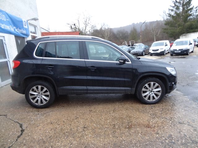 Fahrzeugabbildung Volkswagen Tiguan Sport & Style 4Motion/AHK/2.Hd/Xenon/DSG