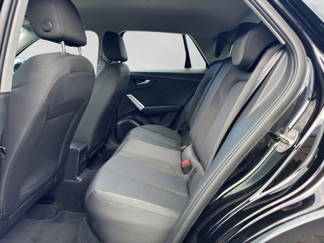 Fahrzeugabbildung Audi Q2 35 TFSI advanced S-tronic+LED+CarPlay+DAB