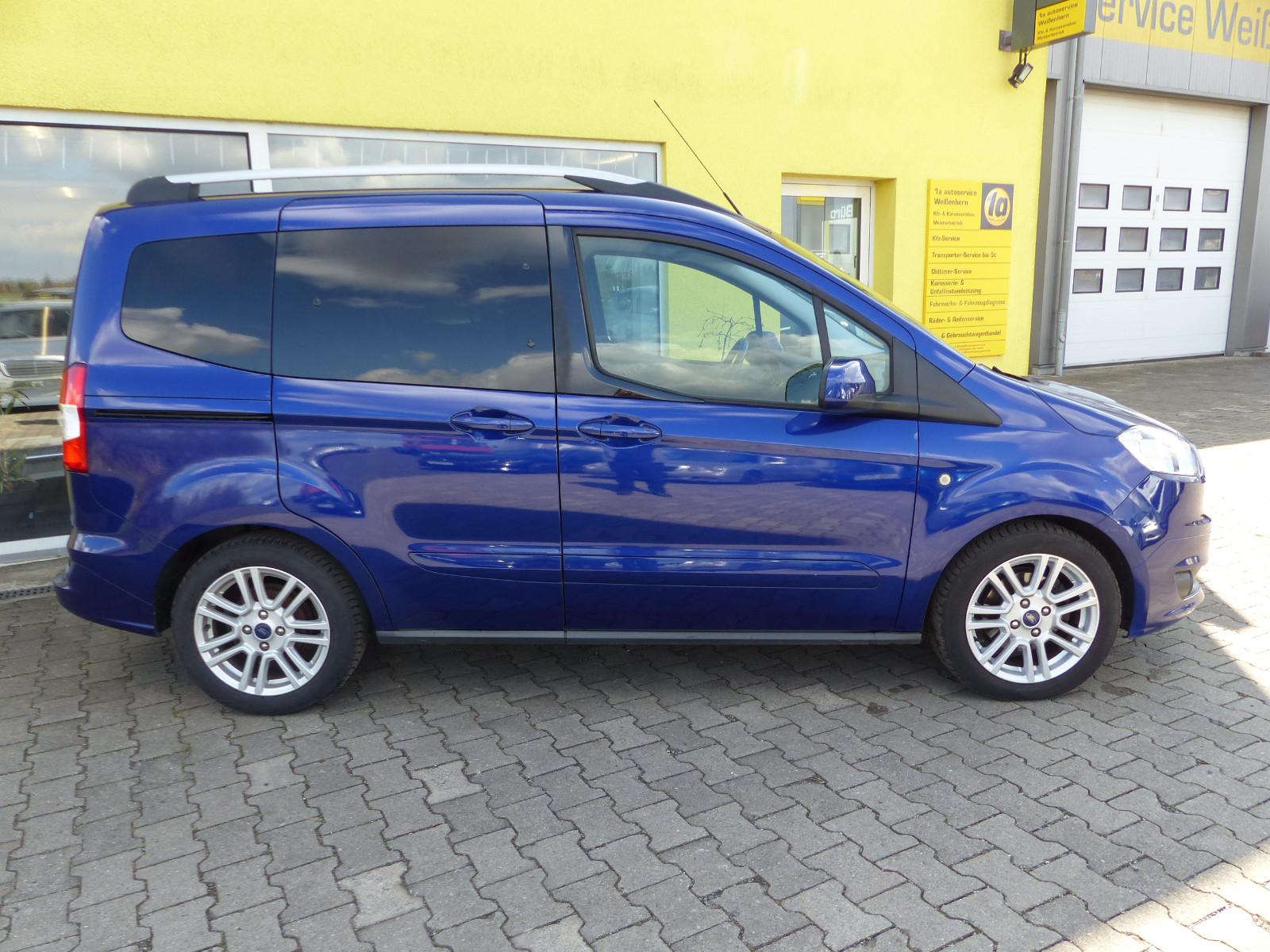 Ford Tourneo Courier Titanium, Klima, SH, neuer Motor