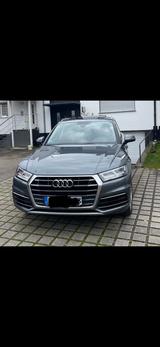 Audi Q5 2.0 TFSI (US-Modell), Baujahr 2018,  - Audi Q5 von privat