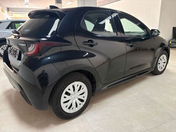Toyota Yaris - 4
