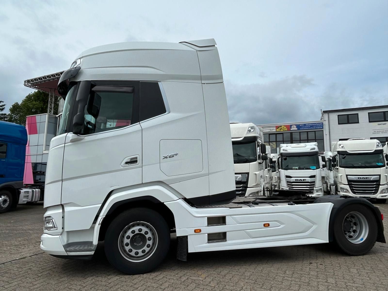 Fahrzeugabbildung DAF 2 Stück XG+ 530 FT SSC NGD E6, Intarder