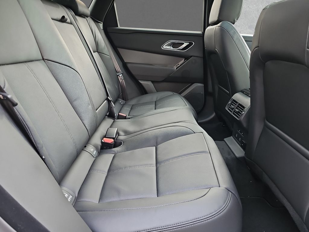 Land Rover Range Rover Velar D300 Dynamic SE