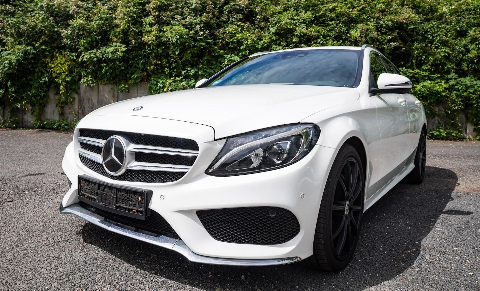 Mercedes-Benz C 220 T-Modell AMG Line Scheckheftgepflegt