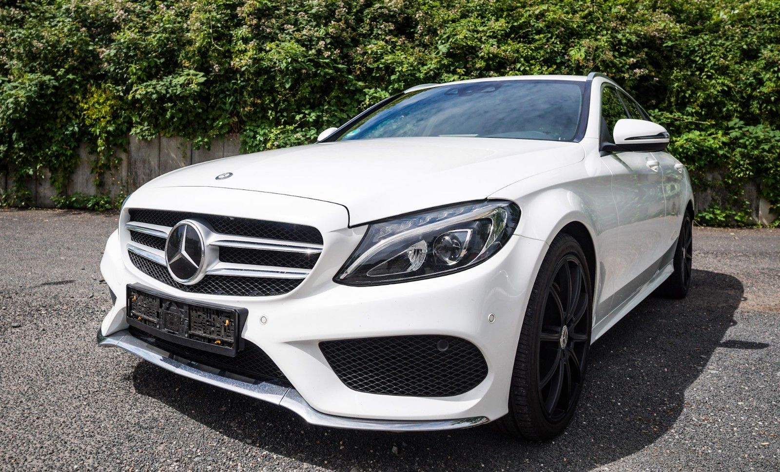 MERCEDES-BENZ C 220 T-Modell AMG Line Scheckheftgepflegt