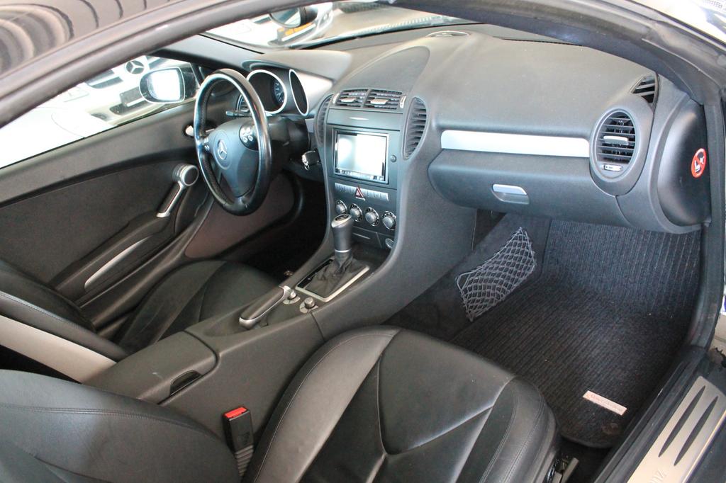 Mercedes-Benz SLK 280