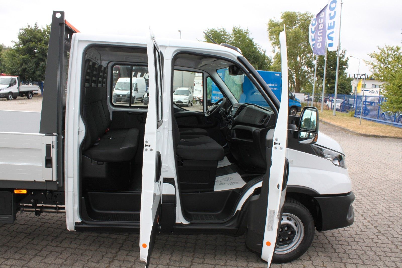 Fahrzeugabbildung Iveco Daily 35S16 3.0 Liter Diesel Standheizung