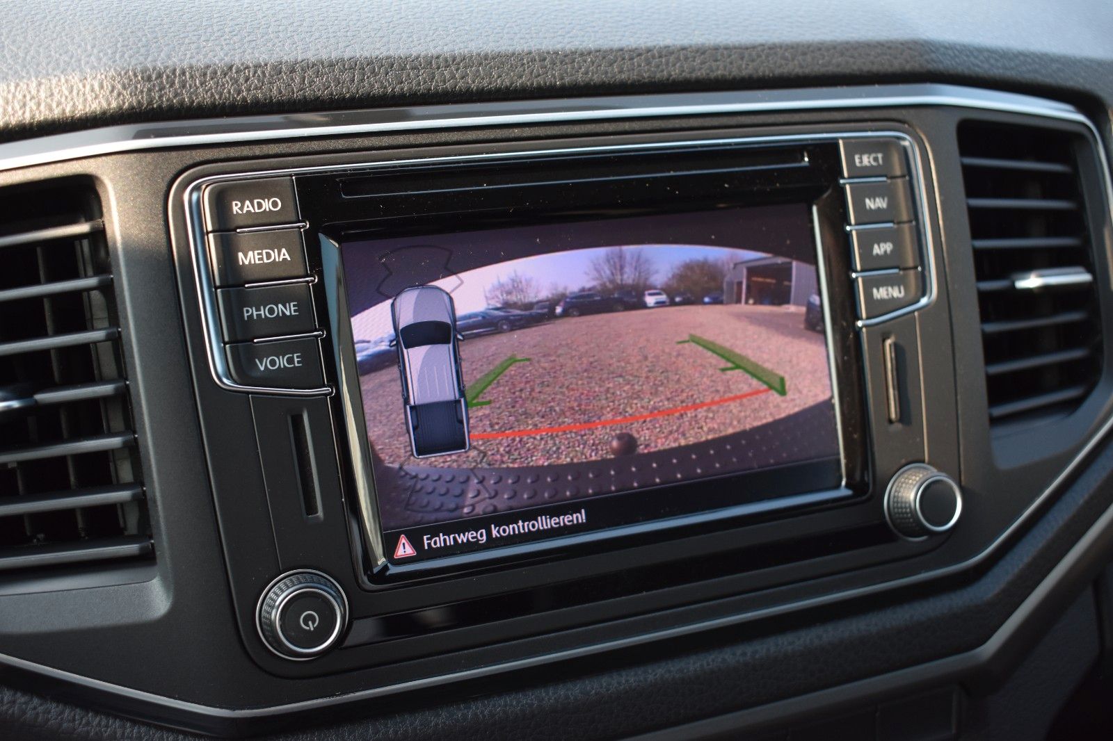 Fahrzeugabbildung Volkswagen Amarok Dark Label 3.0 DoubleCab 4Motion Kamera
