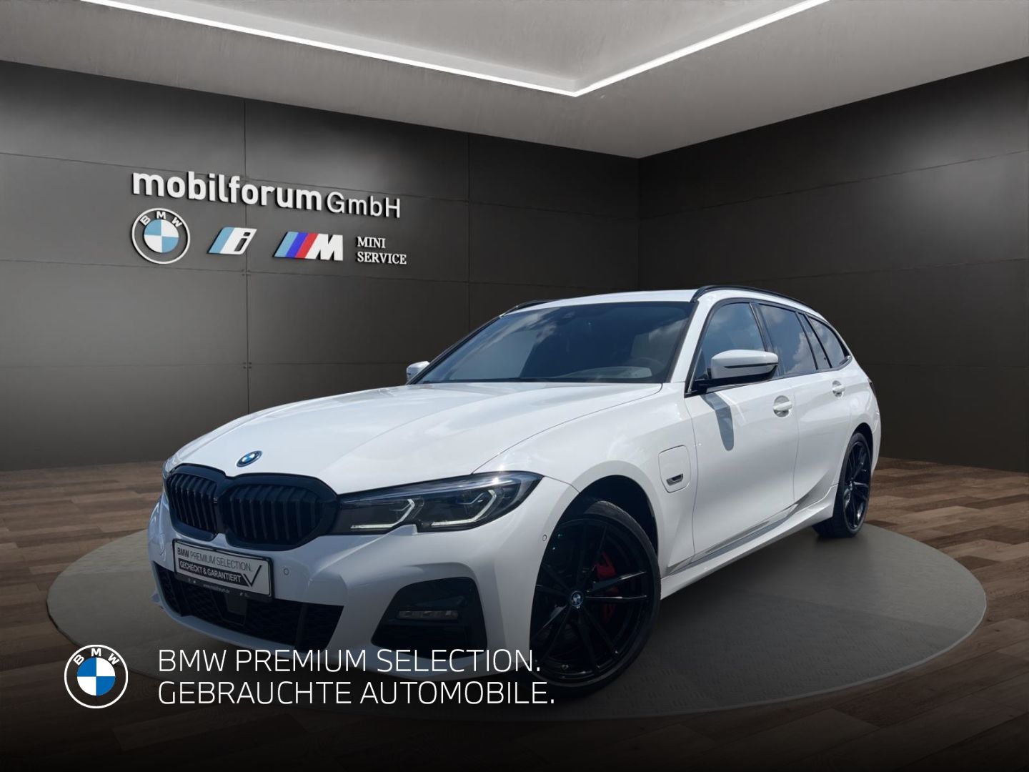 BMW 330 e xDrive Touring M-Sport ACC LenkradHZG HUD