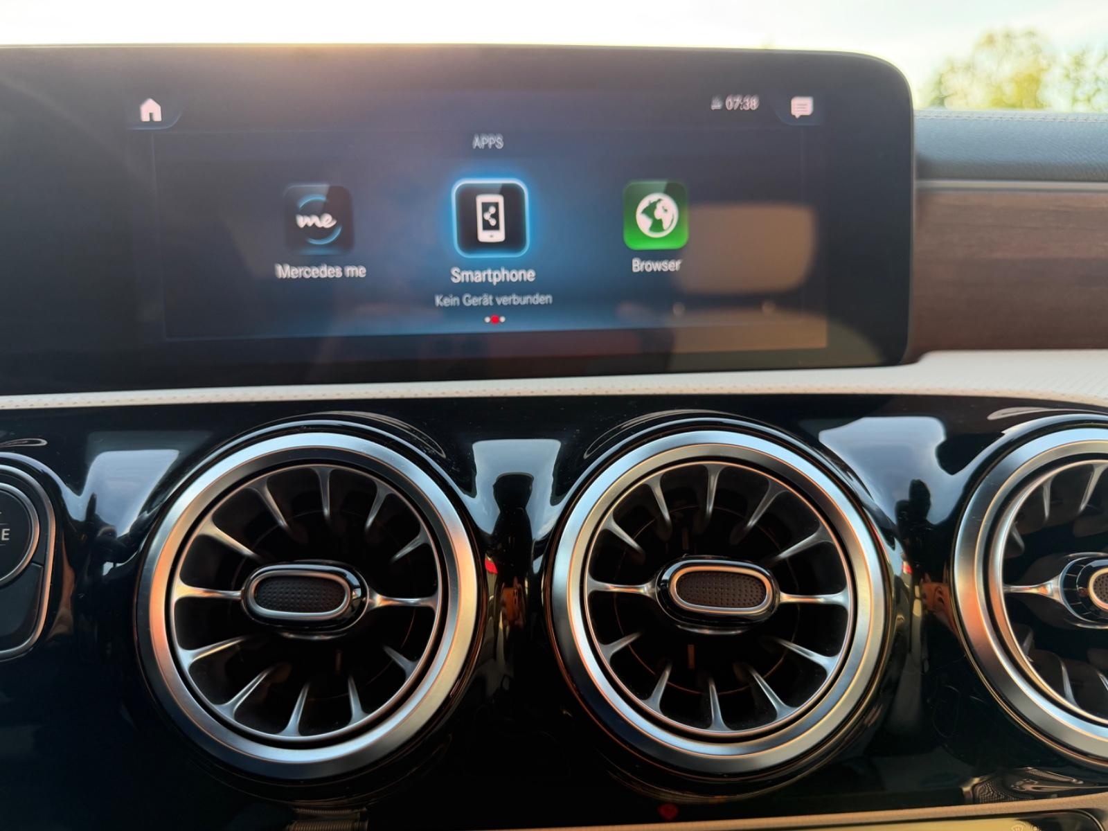 Mercedes-Benz CLA 220*RFK*Navi*Led* Sonderausst, миниатюра 17