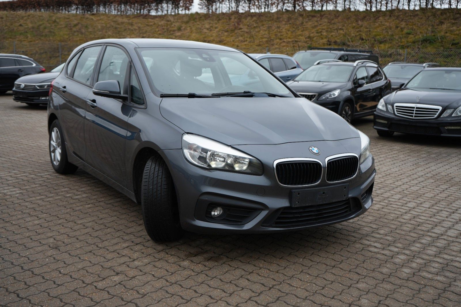 BMW 218 Active Tourer - 1