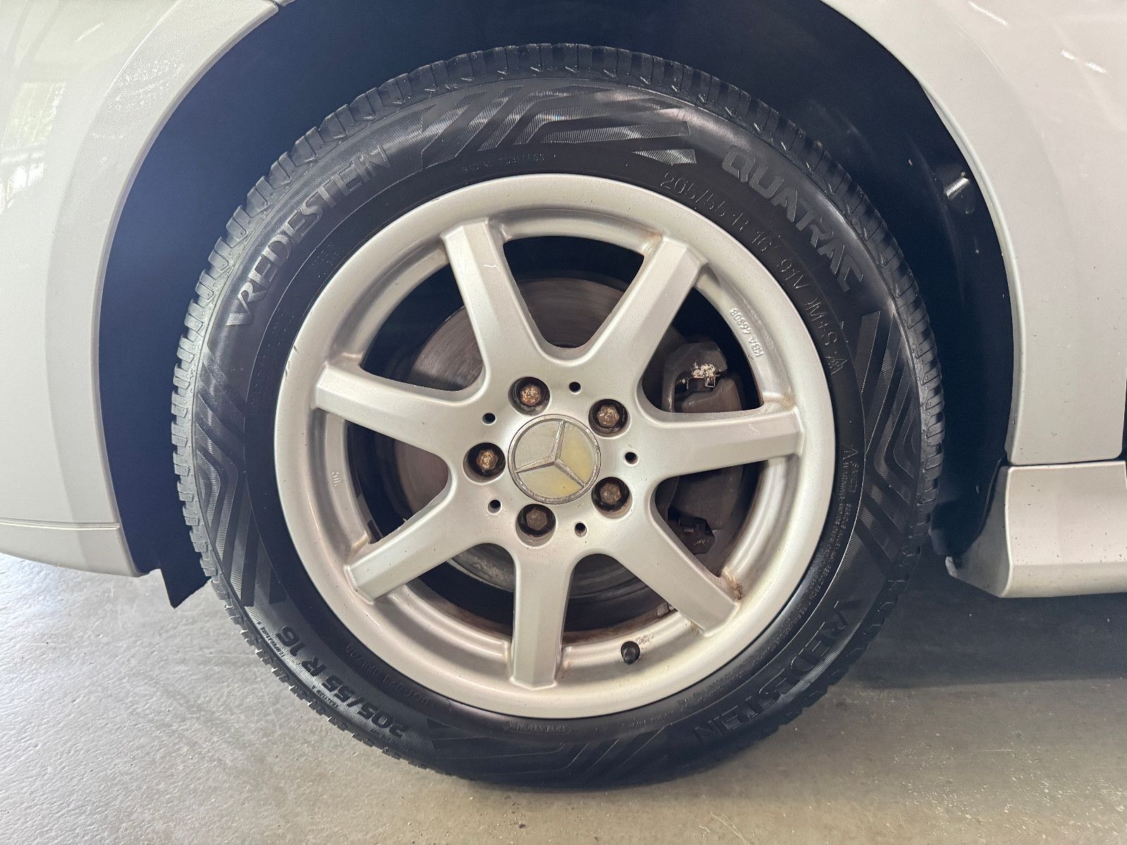 Fahrzeugabbildung Mercedes-Benz B 180 CDI AUTOMATIK TEMPOMAT KLIMA PANORAMA