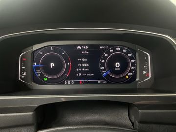 Volkswagen Tiguan - 8
