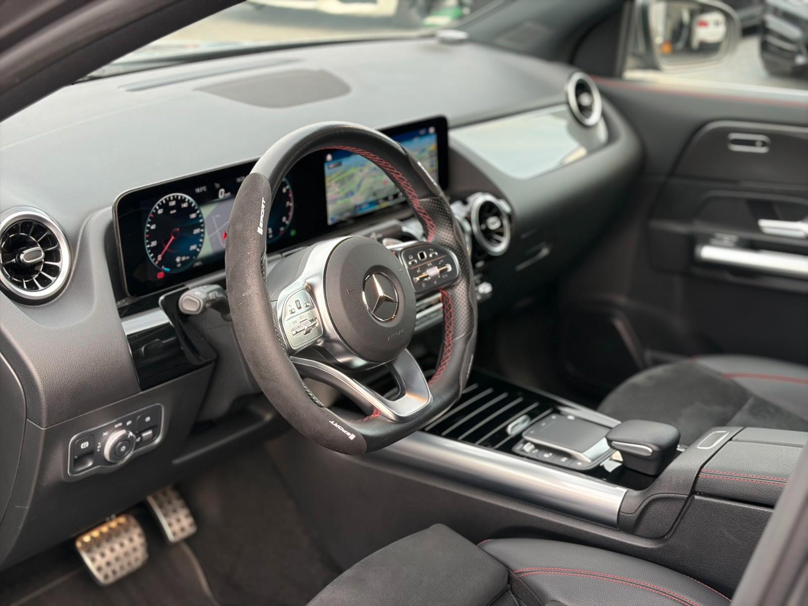 MERCEDES-BENZ GLA 200 163CH AMG LINE
