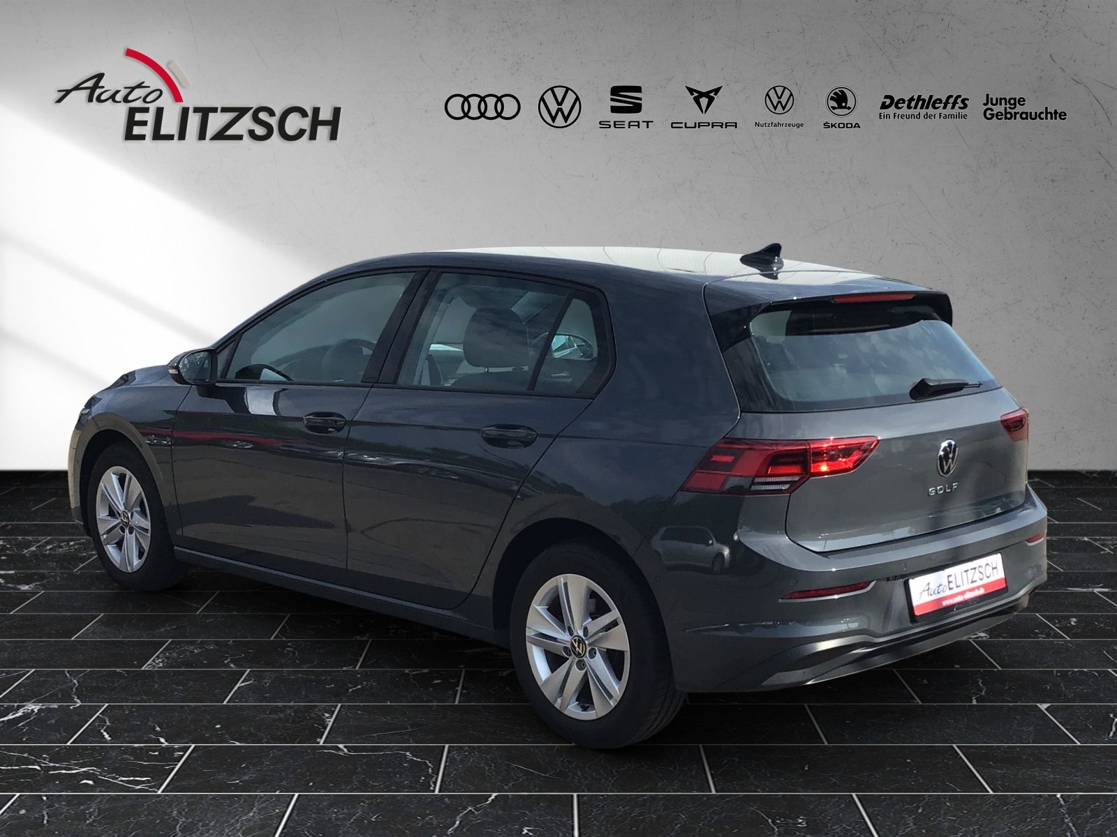 Fahrzeugabbildung Volkswagen Golf VIII TDI DSG life LED ACC NAVI CAM DAB