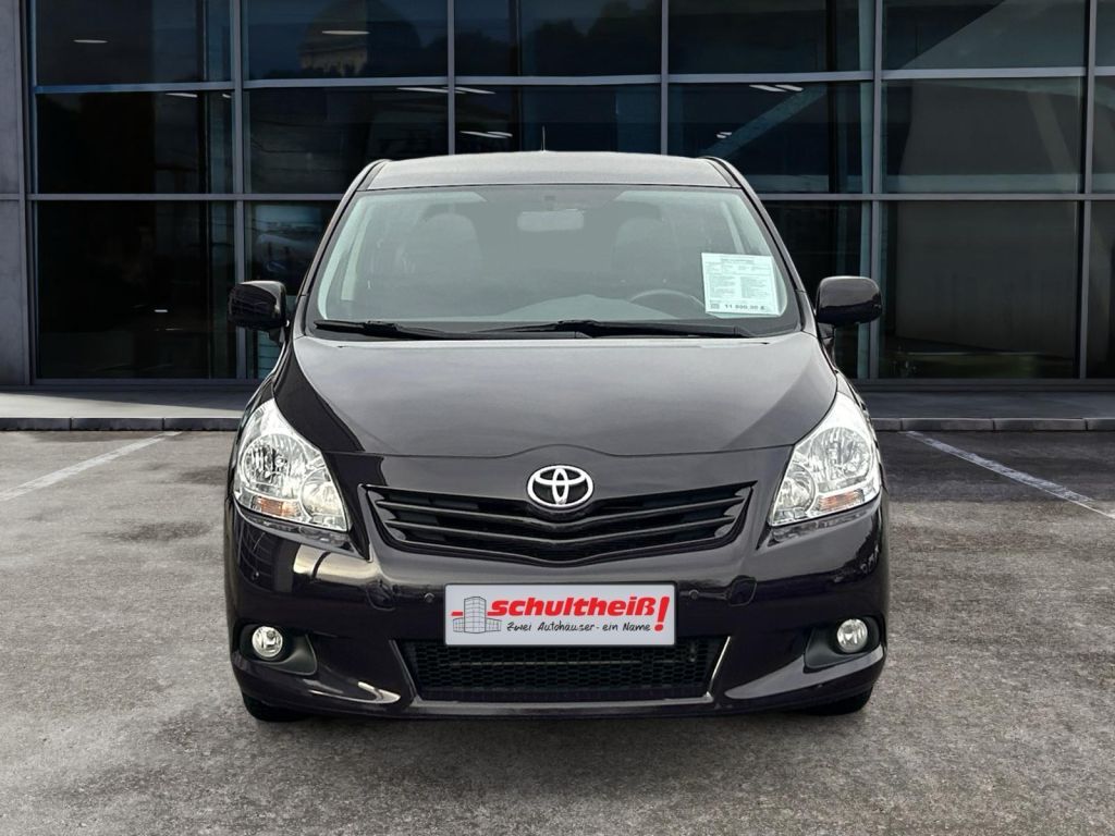 Fahrzeugabbildung Toyota Verso 1.8 Edition