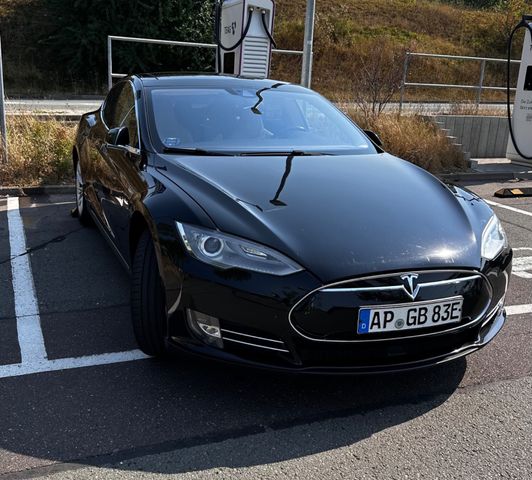 Tesla Model S 85 - Gratis Supercharger 