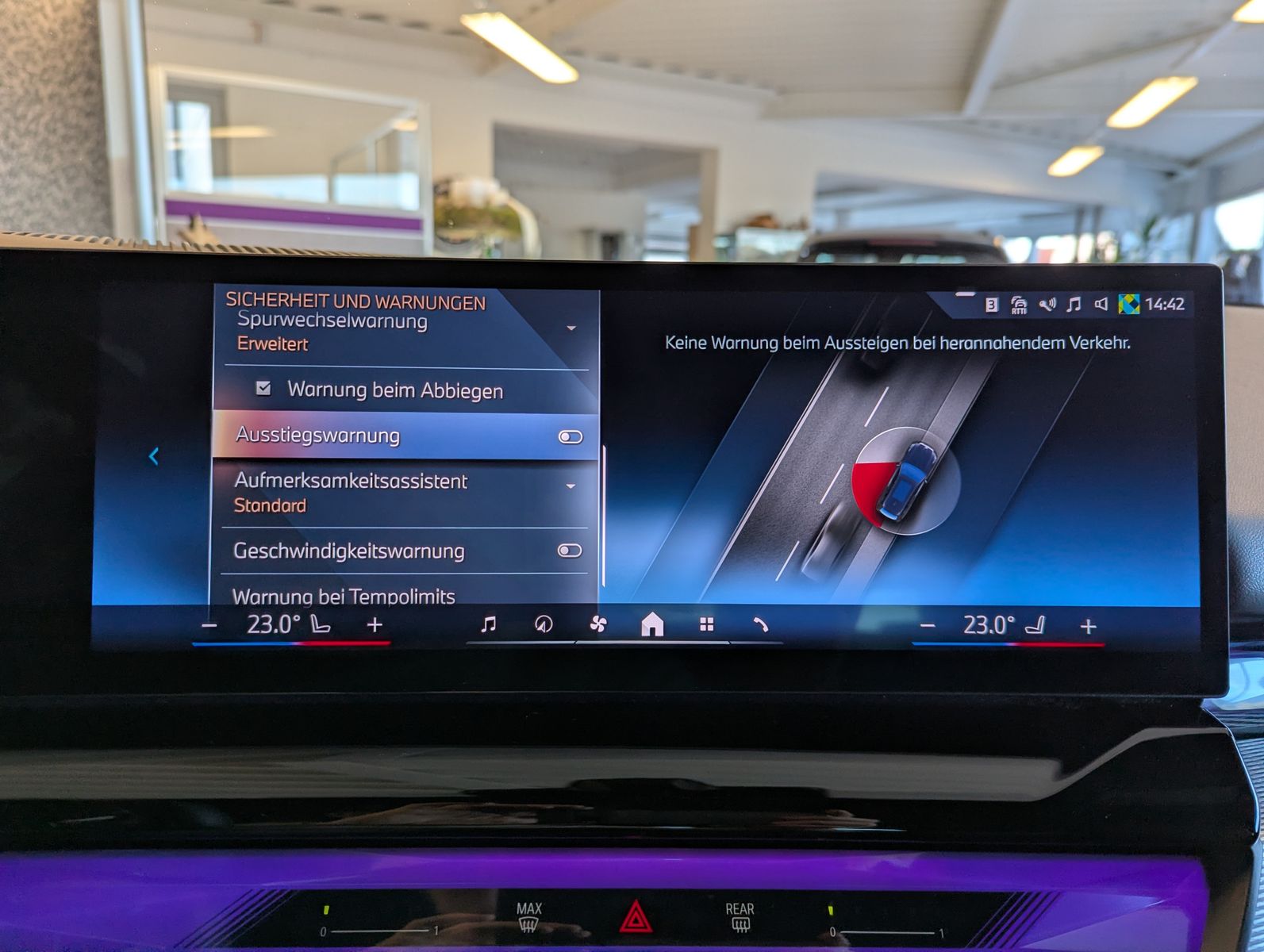 BMW 520 d M-Sport Innov.-Paket H/K LED Pano AHK 360° - Image 34