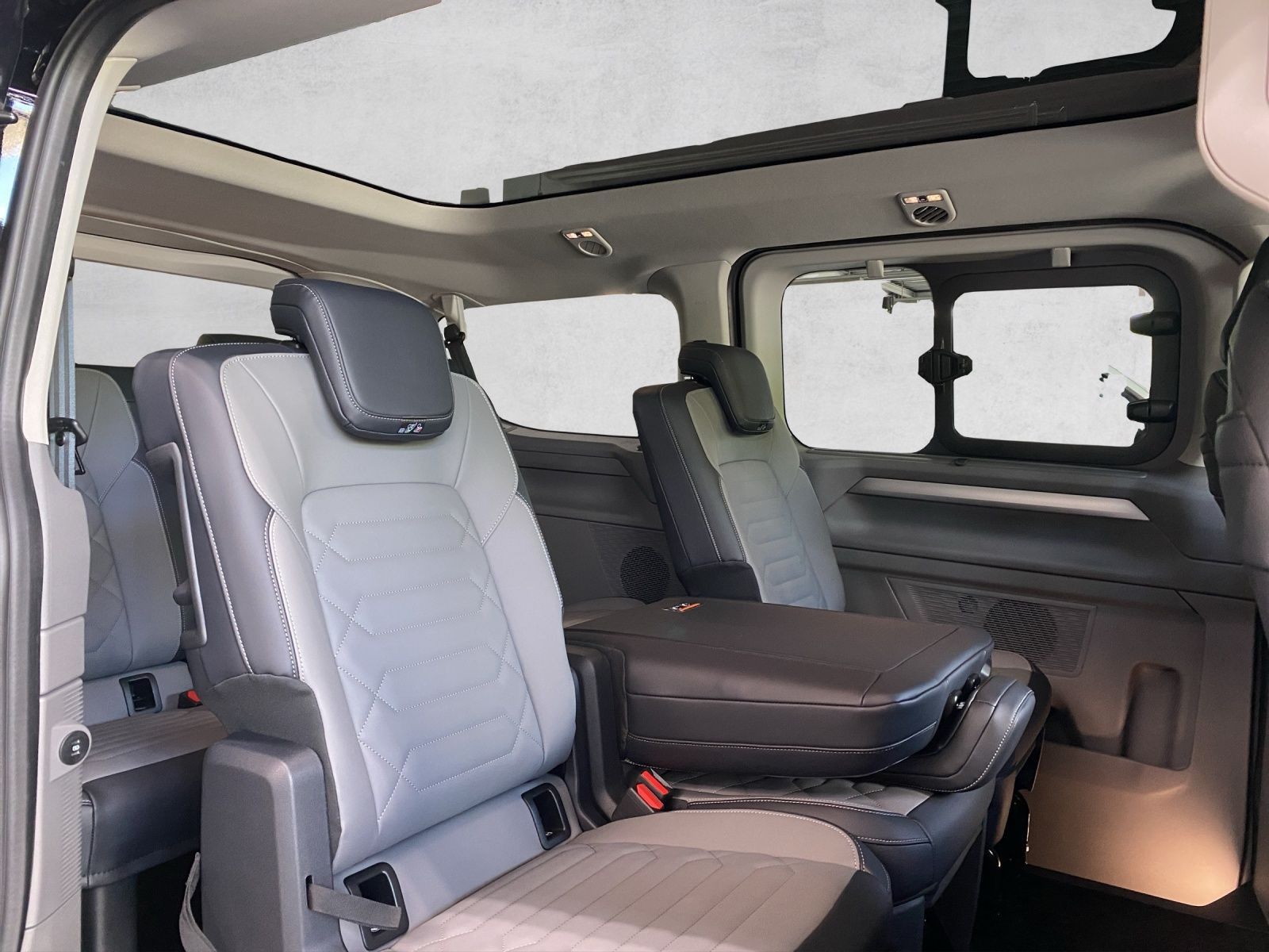 e-Caravelle Style BEV 1-Gang Radst. 3100 mm