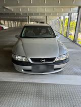 Opel Vectra 1.6 Automatik  nur 90.000 km ... - gebrauchte Opel Vectra aus dem Jahr 1997