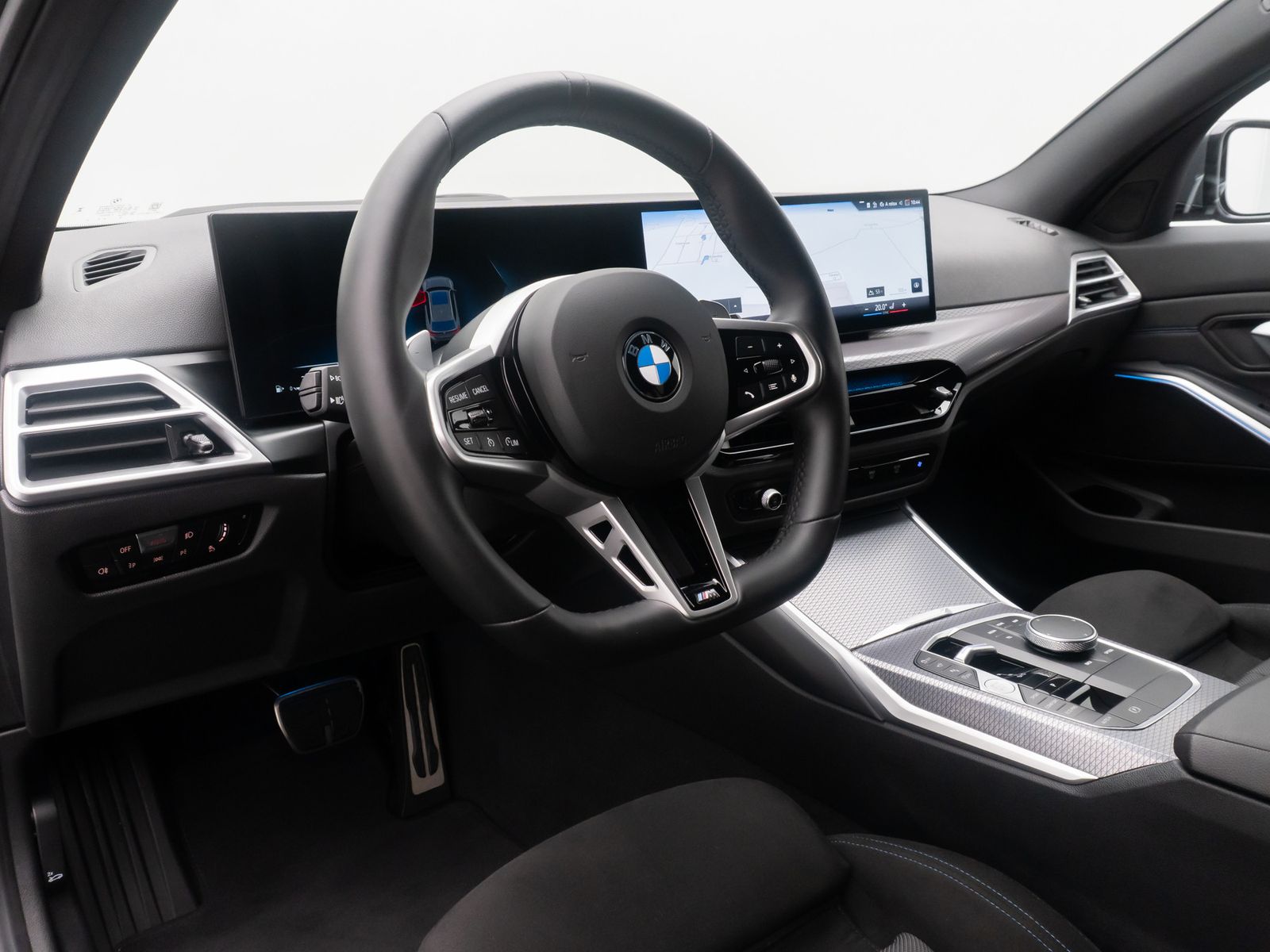 Fahrzeugabbildung BMW 320i M Sport 360° DAB HiFi HUD Individual 18Zoll