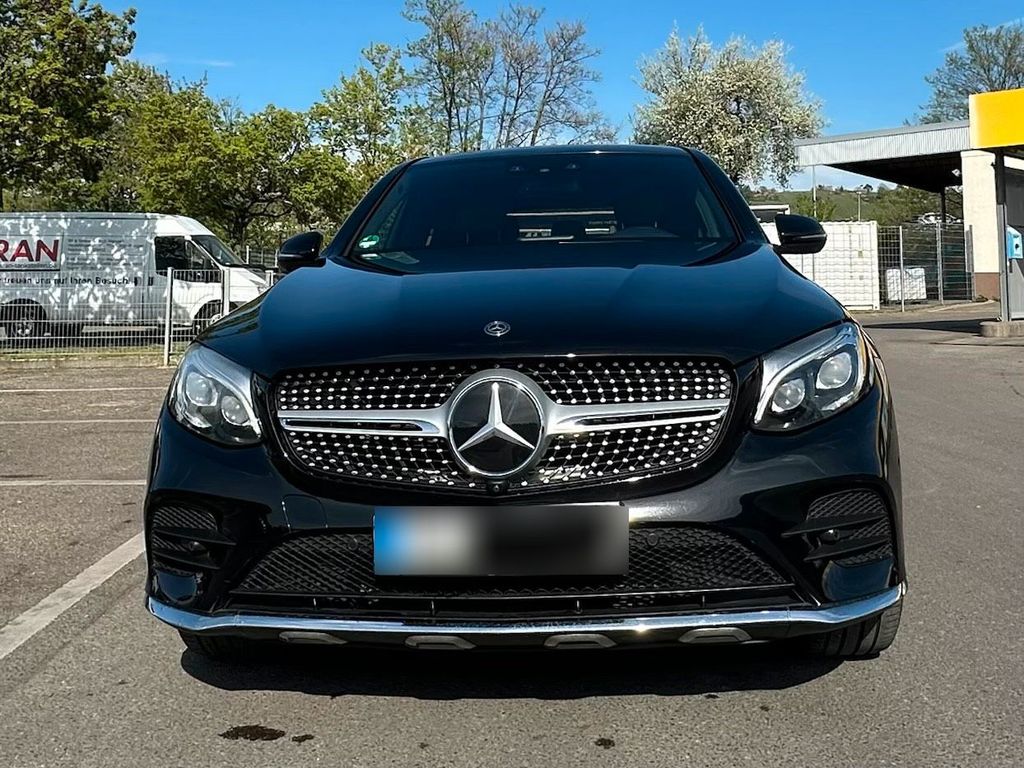 Image of Mercedes-Benz GLC 300