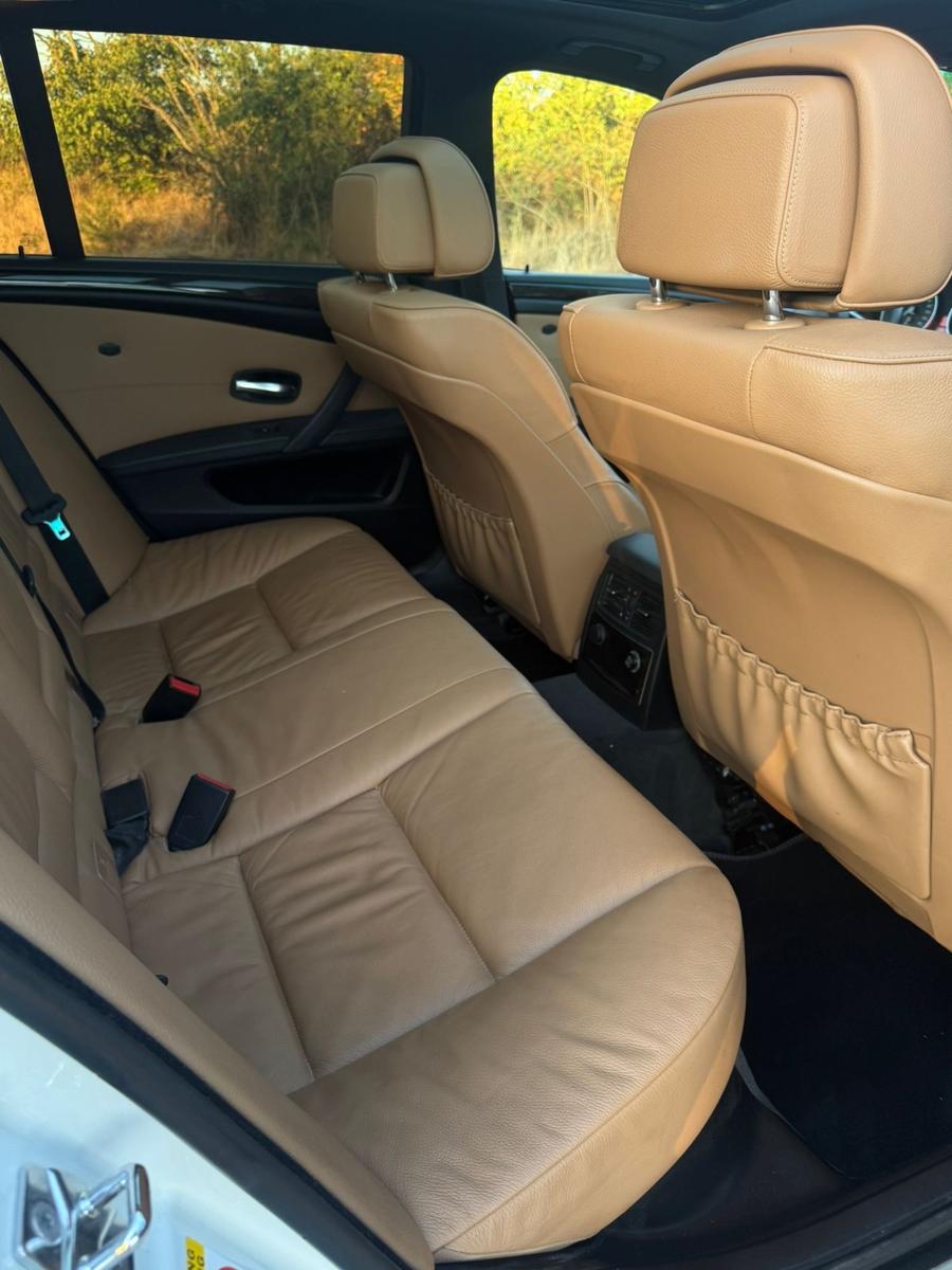 BMW 530d xDrive touring Edition Exclusive Editio...