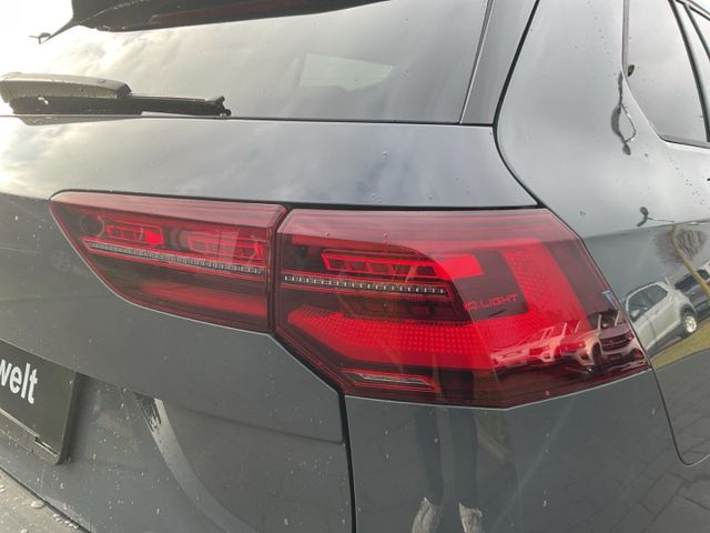 Golf Variant 8 VIII R-Line 1.5 eTSI Navi Rear Vi