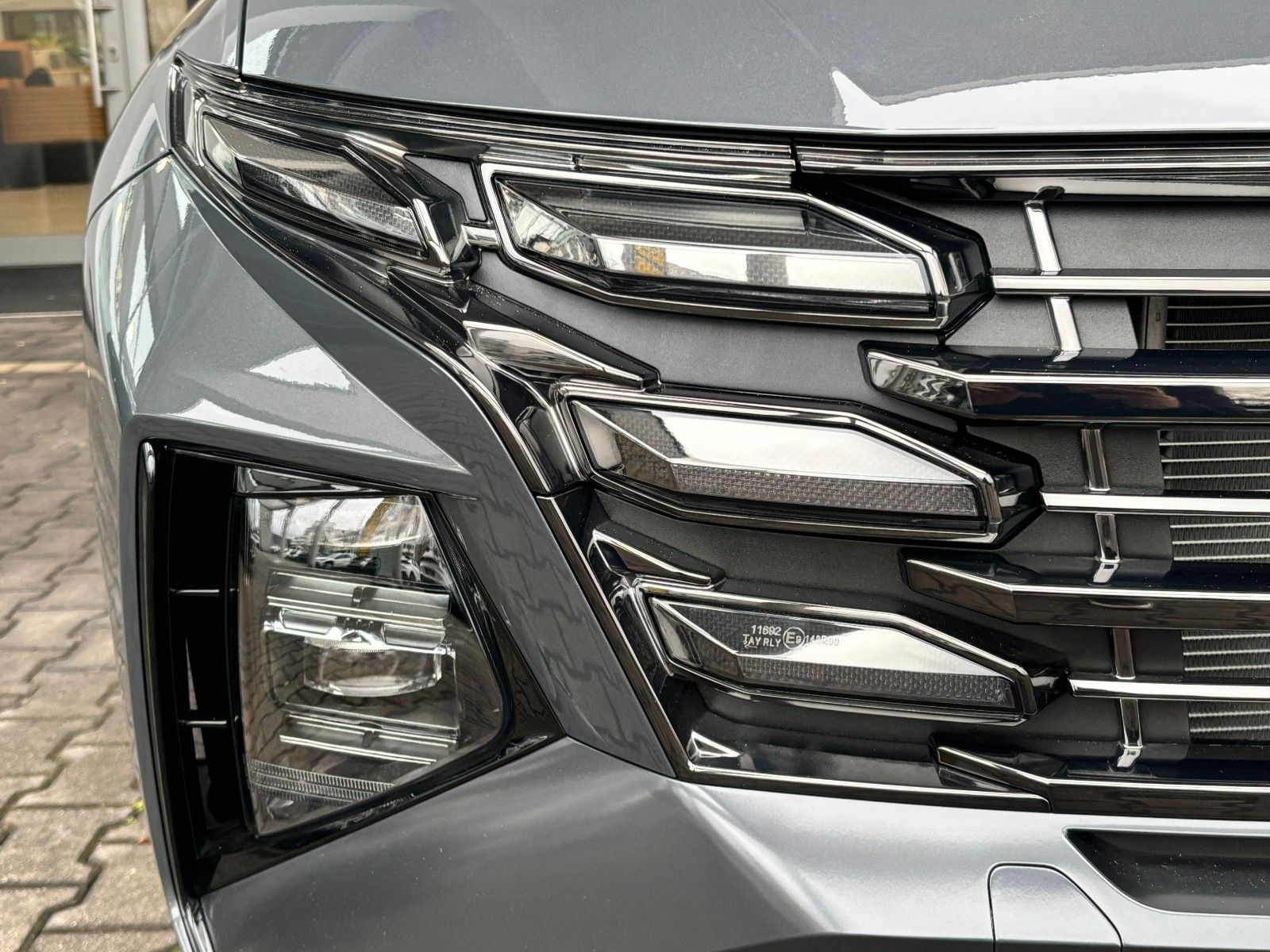 Fahrzeugabbildung Hyundai TUCSON 1.6 T-GDI Hybrid Trend MATRIX-LED!