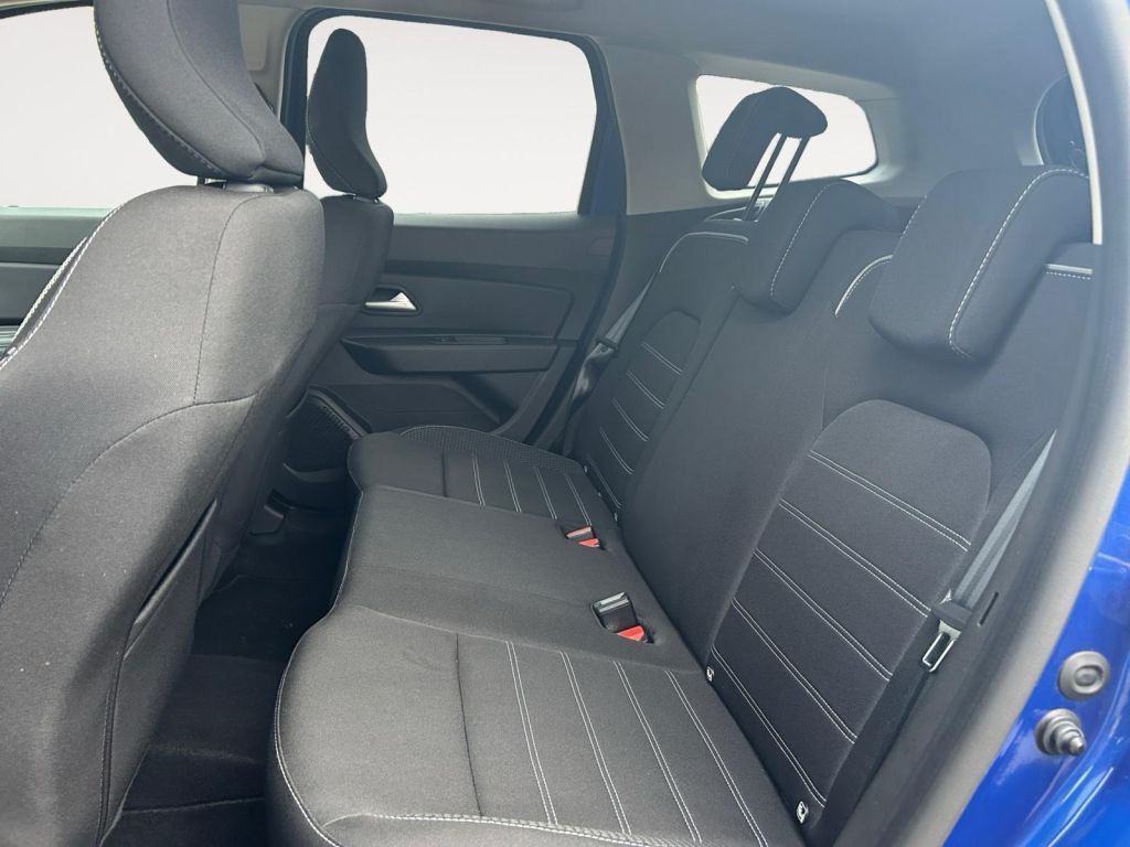 Fahrzeugabbildung Dacia Duster TCe 150 EDC 2WD Prestige