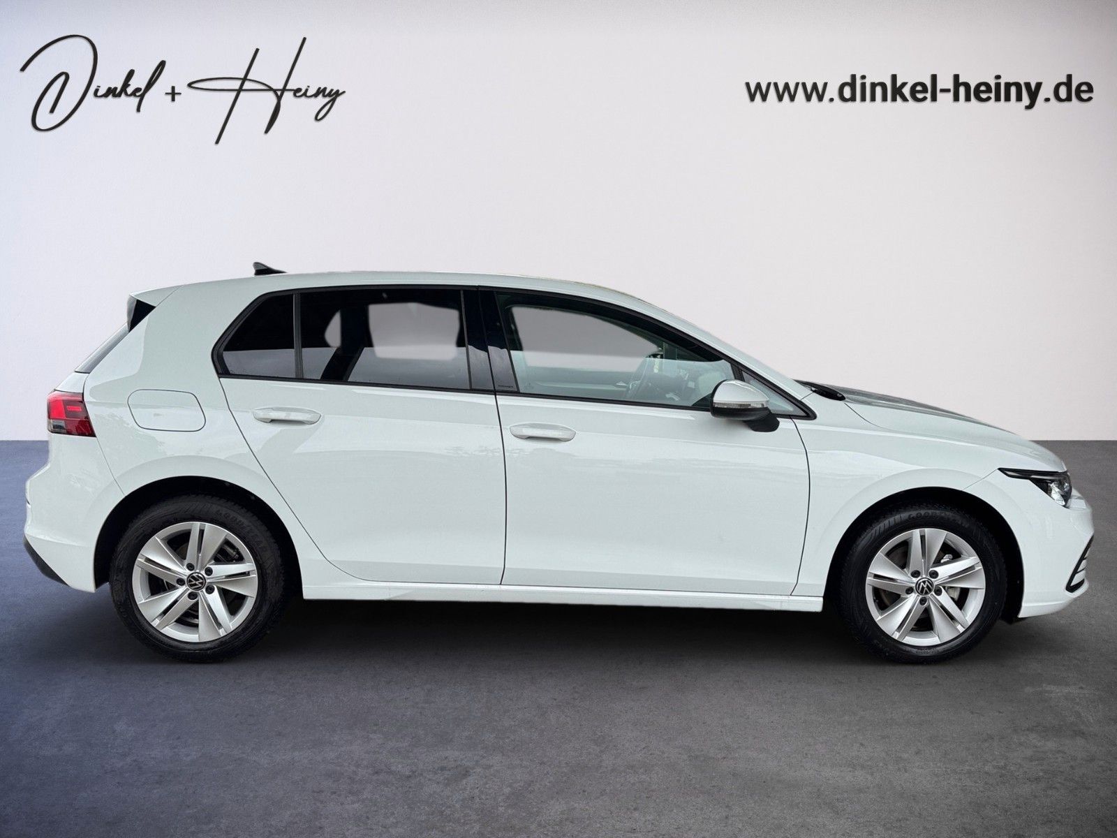 Fahrzeugabbildung Volkswagen Golf VIII Lim. Life 1.5 TSI