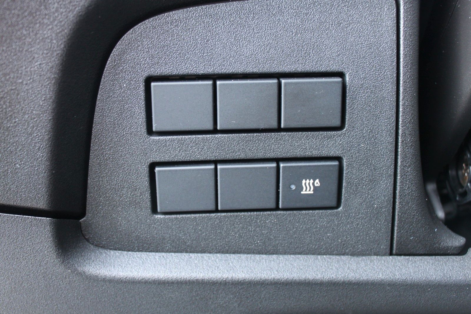 Fahrzeugabbildung Iveco Daily 35S16 DoKa  3Liter Diesel Automatik