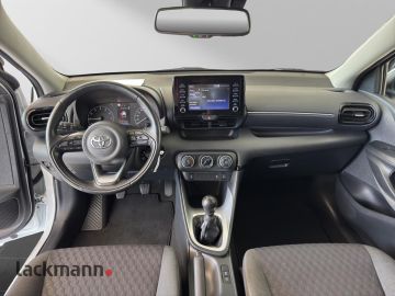 Toyota Yaris - 11