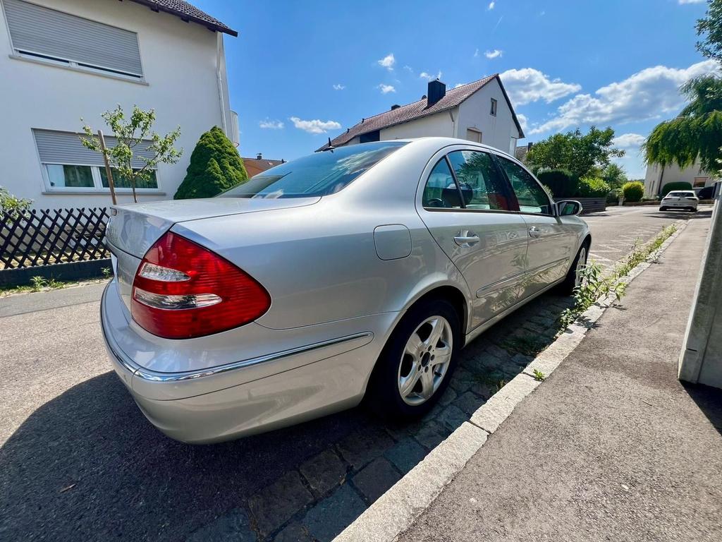 Mercedes-Benz E 280