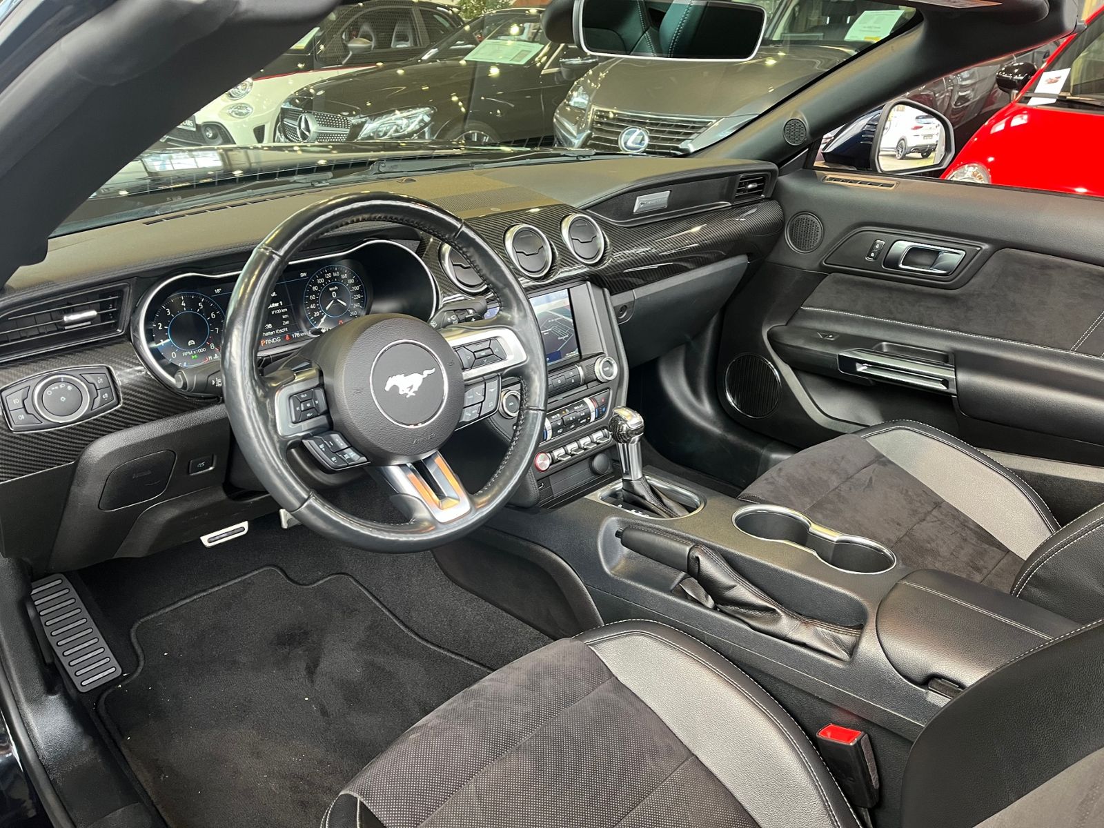 Fahrzeugabbildung Ford Mustang GT Convertible LED NAVI LEDER ALU