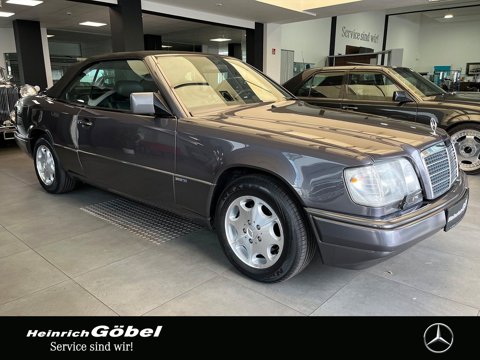 Fahrzeugabbildung Mercedes-Benz E 220 A124 Cabriolet Sportline 1.Hand