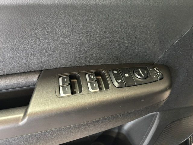 Kia Sportage 2WD - NAVI - RFK - TEMPOMAT -  KLIMA - foto 10