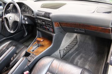 BMW 520 - 11