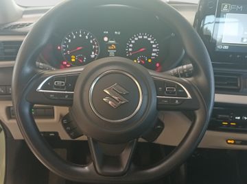 Fotografie 11 des Suzuki Swift "Club" *Kamera* Navi*5 Jahre Garantie