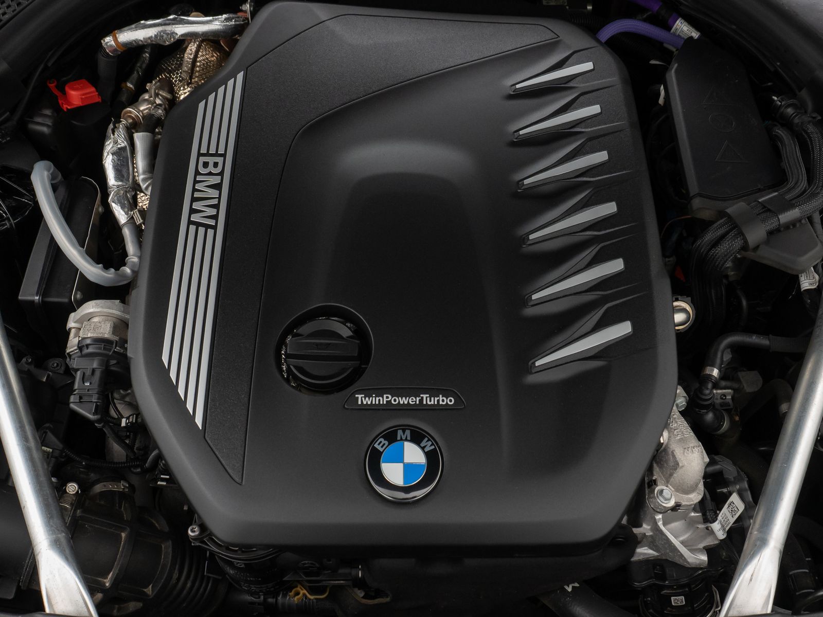 Fahrzeugabbildung BMW 540d xD Luxury Line Kamera HUD DAB ACC Alarm LED
