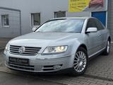 Volkswagen Phaeton 3.2 V6*SHZ*Schiebedach*Leder*PDC* - silberne Volkswagen Phaeton