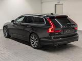 Volvo V90 Momentum Pro Matrix/Nav/H-K/AHK/SHZ/Kam/19LM - Volvo V90 Momentum mit Benzin-Antrieb